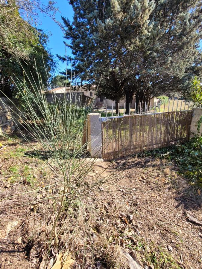 קוטיניאק Maison Dans La Provence Verte מראה חיצוני תמונה